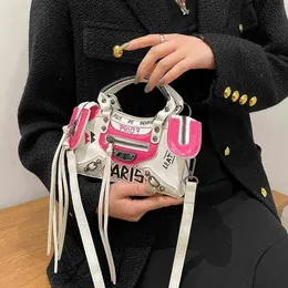 Shopping Bags Fashion Street Style Women Shoulder PU Leather Personality Graffiti Mini Handbags and Purses Crossbody Messenger 2022 220304