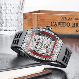 Partihandel Mode Mens Luxury Klockor Ringarbete Kronografi Diamant Bezel Iced Out Designer Klockor Quartz Movement Sport Wristwatches6