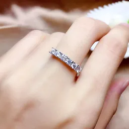 Moissanite Bellissimo anello filetto, anello diamante in argento sterling 925. Gioielli di moda, piccoli diamanti J0112