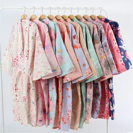 17彩色綿の女性着物パジャマ浴衣和風花の緩い寝室のナイトガウンカーディガンレジャーバスローブLJ200826