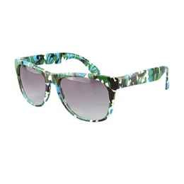 Coola barn kamouflage designer solglasögon färgglada ram med UV400 skydd linser mode pojkar tjejer utomhus glasögon