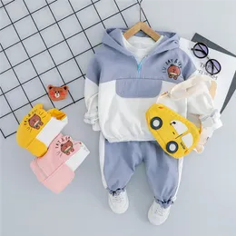 Hylkidhuose Baby Boys Girls服セット幼児幼児用服スーツフード付きベアTシャツパンツ子供子供カジュアルコスチュームLJ200831