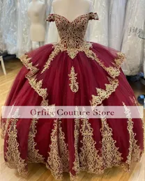 Burgundia z ramion sukienki Quinceanera Złote aplikacje koronkowe koraliki księżniczka sukienka imprezowa vestido de 15 anos