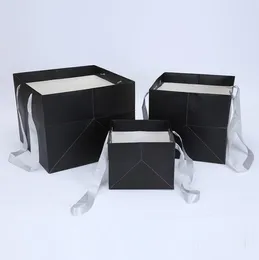 Flower Paper Boxes Gift Packing Bags Florist Gift Packaging Box with Handhold Hug Bucket for Party SN2058