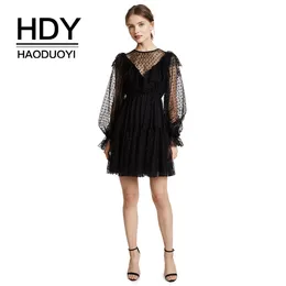 HDY Haoduoyi Marca Black Mini Dress Wave Point Chiffon Lanterna Manica lunga Sexy Vestido Semi Sheer Abiti da donna per donna T200319