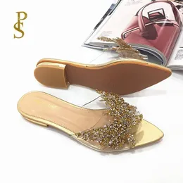Clear Crystal Kvinnlig spetsborr tofflor Vackra platta spetsiga skor för kvinnor Y200423 Gai Gai Gai