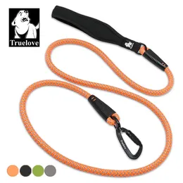 TrueLove Nylon Rank Dog Pet Leash Бег для средних больших собак Светоотражающие с мягкой ручкой Walk Pet Lead Vake Аксессуары для домашних животных LJ201112