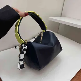 Fashion Simple Small Bag 2021 New Winter Chain Splicing Pillow Silk Scarf Korean Women's Leisure