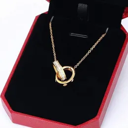 Classic Designer Love Necklaces Double Ring Pendant Diamond Women Necklace Fashion Womens Gold Silver Torque with Red Box 2023