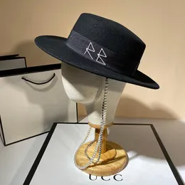 Nya kvinnor Fedoras ullhattar modebrev med kedja Elegant Big Hat Black Big Brim