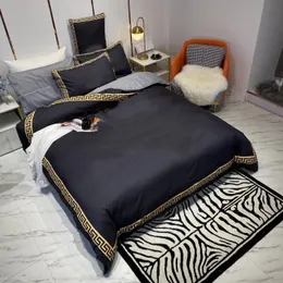 Fashion Black Gold Designers Bedding Sets Duvet Cover Queen Size Bed Sheet Pillow Covers Designer Comforter Set