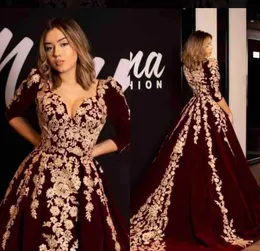 Arab Dubai Burgundy Velvet Evening Klänningar Långärmade Gorgeous Appliqued Prom Klänningar Skräddarsydda Sweep Train Formella Party Gowns