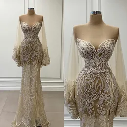 2021 Durchsichtige Meerjungfrau-Brautkleider mit voller Spitze Arabisch Aso Ebi Sheer Neck Langarm Champagner Plus Size Brautpartykleider Günstig