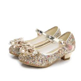 Ulknn höst baby flickor skor för barn prinsessan fjäril blomma pärla glitter casual läder barn lila rosa guld 220225