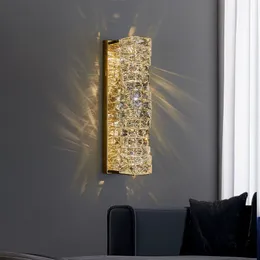 Post Modern Crystal Wall Lamps Soffa bredvid Ljus LED Lampor för spegel Badrum Sovrum Vardagsrum Höjd 45cm 25cm