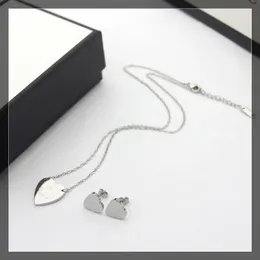 Europe America Fashion Jewelry Sets Lady Women Titanium steel Engraved G Initials Heart Pendant Necklace Bracelet Sets 3 Color