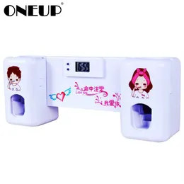 ONEUP Cartoon Couple Kids Tooth Brush Holder Suction Cup Toothpaste Wall Mount Toothbrush Holder Dispenser Bathroom Accessories Y200407