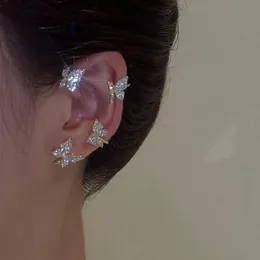 Clip per orecchie a farfalla in metallo placcato argento Orecchini pendenti senza piercing per le donne Orecchini a clip per polsini con zirconi scintillanti Gioielli da sposa