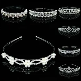 Headpieces 8 Styles Brud Tiara Crystals and Pearls Pärlade brudhuvudtillbehör Formella evenemang Huvudstycken