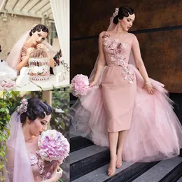 Pretty Blush Pink Short Sheath Wedding Dresses With Detachable Overskirt Spring Summer Garden Bridal Gown Appliques 3D Flowers Half Sleeve
