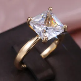 Złoto Silver RoseGold Color Square Shape Pierścień Princess Cut Damskie Pave Cyrkon Diamentowe Kamienne obrączki