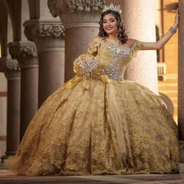 Princess Gold Quinceanera Dress Off Ramię Koronki Aplikacja Lace-Up Sweet 16 Dress Crystal Pageant Vestidos de Quinteañera Suknie