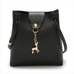 Hot Sale Fashion Mini Handväska Kvinnor Handväska PU Läderväska Med Deer Toy Bolsa Feminina Bolsos Mujer