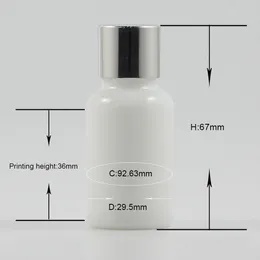 Proveedor de China Botella de aceite esencial de vidrio de 15 ml con tapas plateadas, vaso dispensador de 15 ml