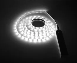 Ny design 5m USB Tira LED Stripe Ljus Vattentät Flexibel Lampa Tape Motion Sensor Kök Skåp Stair Night Light LED lampband