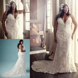 Classy Plus Size Lace Mermaid Wedding Dresses Sheer Plunging Neck Beaded Bridal Gowns Covered Buttons Back Sweep Train robe de mariée