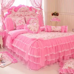 Koreanska stil rosa spets sängkläder sängkläder uppsättning kung queen 4pcs prinsessa duvet täcke säng kjolar sängkläder bomull hem textil 201114