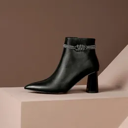 Горячая распродажа Qutaa 2020 корова кожа кожаная молния женская обувь квадрат высокий каблук мода лодыжки ботинки осень зима заостренные носки женские ботинки размер 34-41