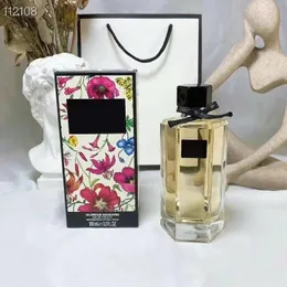 Kvinna parfym 100 ml EDT Lady Spray Floral Fruktig Fragrance 8 Modeller Långvarig Citrus White Flower Högsta kvalitet Fastfri leverans