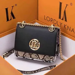 Hong Kong Niche Snake Chain Small Bag 2021 New Leather Women's Versatile Foreign Style One Shoulder Messenger Hand