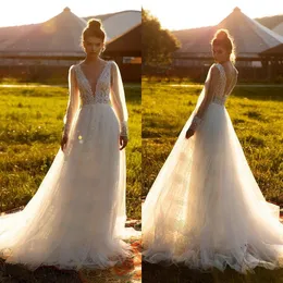 Abiti da sposa economici stile country sexy A Line Abiti da sposa con scollo a V profondo in pizzo Appliques senza schienale Abito da sposa Abiti da sposa