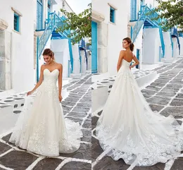 Plus Size Sexy Sweetheart A Line Wedding Gowns Lace Appliqued Backless Court Train Bridal Dresses Boho Garden Sleeveless Modern Vestidos De NoviaAL7708