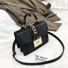 HBP 2021 Ny Alligator Axelväskor Kvinnor Kedja Handväskor Luxury Pu Leatehr Crossbody Väska För Kvinnor Små Flap Famale Purses