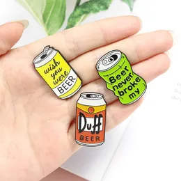 Broches de cerveja enlatados de moda criativa nunca desistir de metal enamel pinos desenhos animados mochila lapela acessórios de jóias presentes para amigos emblemas