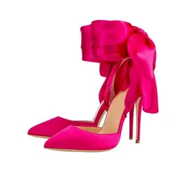 Özelleştirilmiş Lady Ziyafet Elbise Ayakkabı Sivri Burun Pompaları 7 cm 10 cm 12 cm Saten Moda Bowties Redbottom Yüksek Topuklu Düğün Ayakkabı Siyah Fuşya