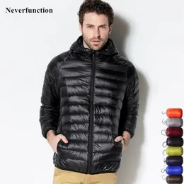 7 Farbe Ultralight Herren Tragbare Kapuze Weiße Ente Daunenjacke Windjacke Feder Parka Neuer Winter Warmer Mantel Outwear 6XL 201204