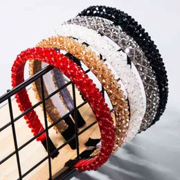 بلينغ كريستال عقال اكسسوارات للشعر للنساء Luxxury اليدوية مطرز مصمم hairbands الجملة القوس هوب رئيس العصابات New Y220301