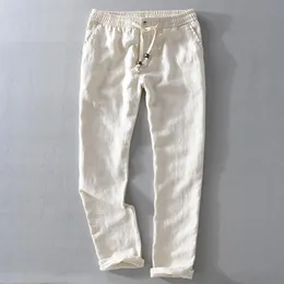 メンズパンツ純粋なリネンの男性カジュアルな白いまっすぐな通気性のファッション快適なフルレングスのズボン男性の秋のパンツ