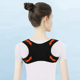Supporto per la schiena Cintura per la correzione del gobbo per studenti adulti Seduto artefatto Protezione anti-gobbo invisibile