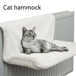 Pet Cat Animal Hammock Luxury Radiator Bed Hanging Winter Warm Fleece Basket Hammocks Metal Iron Frame Sleeping for Cats 211006