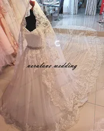 ROBES DE MARIÉE A LINE WEDDING DRESS WTH Veil Without Comb, Appliques Lace Bridal Gowns Sweep Train Bride Dresses for Women