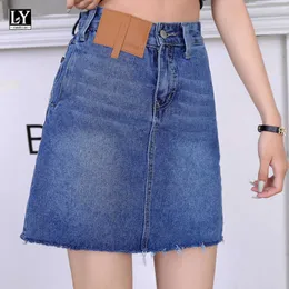 Ly Varey Lin Spring Summer Women Casual Denim Kjolar med Bälte Hög midja Solid A-Line Skirt Slim Pocket Short 210526