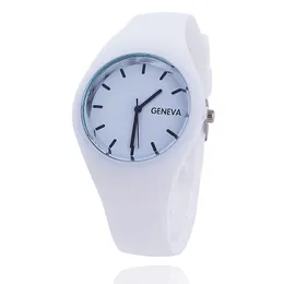 Women's Watch Trendy Ultra-Thin armbandsur herrar med krämfärgad silikonarmband