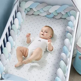 1M/2M/ Baby Crib Protector Knot Bed Bumper Weaving Plush Infant Cushion For borns Nursery Room Decor 220301