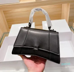 2021 Nyaste designers Luxurys Väska Handväskor Purses Fullständig utbud Partihandel Kvinnor Designer Crossbody Bag Märke med låda