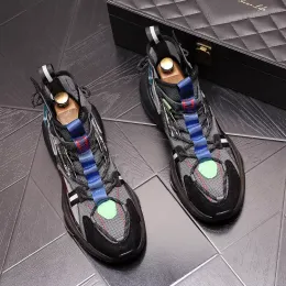 Vårhöstens Casual Shoes Luxury Designer Tjock botten Utskrift Vulkaniserad Walking Loafers Fashion Sports Sneakers